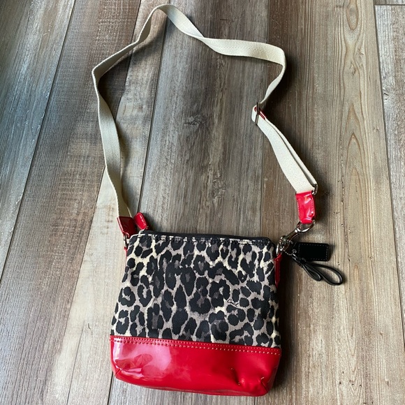 Coach crossbody - Picture 2 of 4